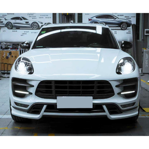 Kit de Carrocería para Porsche Macan 95B.<span class=keywords><strong>1</strong></span> 2014-2017, Estilo Turbo+<span class=keywords><strong>TKT</strong></span>, Faldones Laterales y Ensamblaje de Parachoques Delantero, Nuevo, en Plástico - Product Image 5