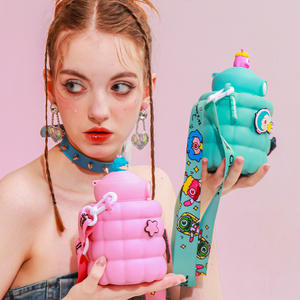 MAIMAI <span class=keywords><strong>Dodo</strong></span> Cup Cartoon Tons Grande Capacité Outdoor Fitness Sacs avec paille Tasse Sports Bouilloire Bouteille d'eau - Product Image 2