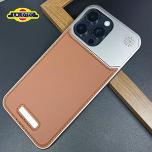 เคสโทรศัพท์แบบกระเป๋าสตางค์ Laudtec สำหรับ iPhone  วัสดุหนัง พร้อมช่องใส่บัตร ป้องกันรอยขีดข่วน  โครงโลหะ และช่องเว้นสำหรับกล้อง - Product Image 1