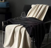 Serviette Douce en Coton à Fibres Longues 100% 70*140 cm 760g Haute Absorption Sans Peluches Grande Taille Serviettes de Bain pour Adultes