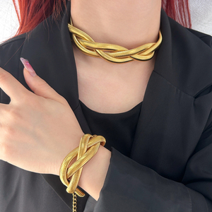 Nueva pulsera de acero inoxidable <span class=keywords><strong>316L</strong></span> de lujo, Gargantilla entrelazada, amuleto de tejido, cadena de mano de serpiente gruesa para mujer - Product Image 5