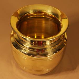 Lota Pequeña Premium de Latón para Pooja y Uso Ritual, Recipiente de Agua de Latón Puro de Gran Calibre, Kalash para Templo, Culto en el Hogar y Uso Diario - Product Image 1