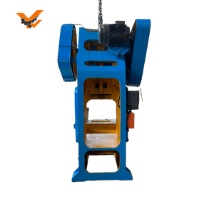Presse mécanique <span class=keywords><strong>de</strong></span> haute qualité <span class=keywords><strong>de</strong></span> 125 tonnes, <span class=keywords><strong>machine</strong></span> <span class=keywords><strong>de</strong></span> poinçonnage <span class=keywords><strong>de</strong></span> tôles avec moteur - Product Image 5