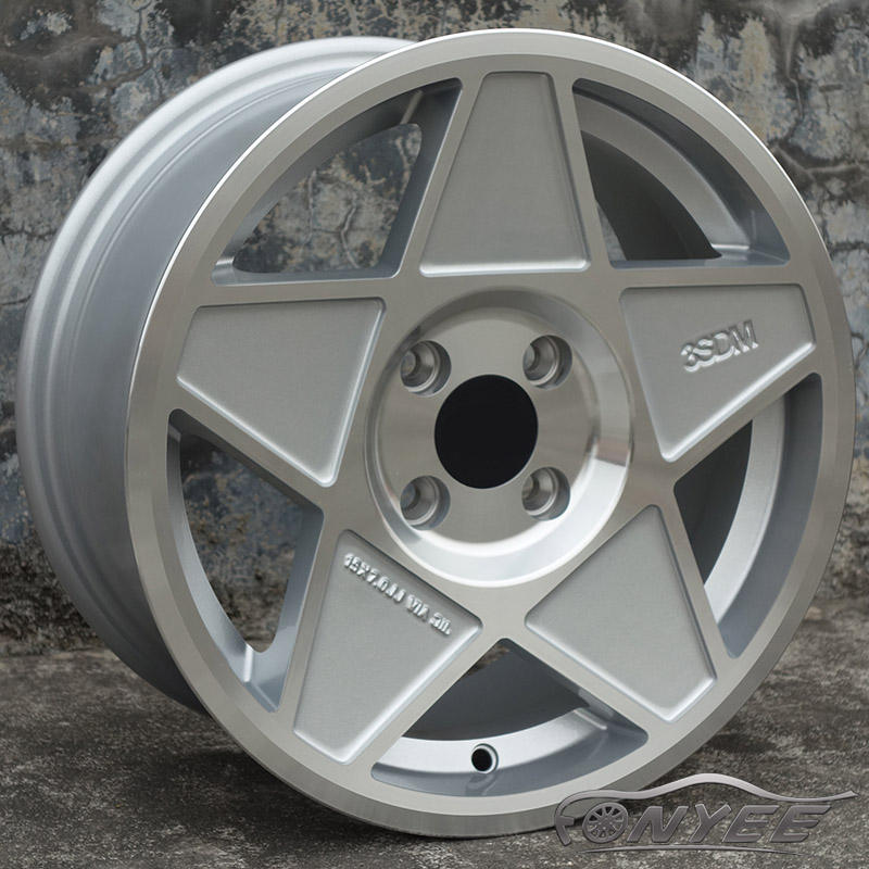 Faccia macchina argentata