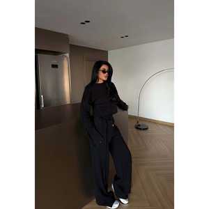 Ensemble de shorts 2 pièces pour femmes avec détails de couture noirs, tenues assorties en tailles XL et 2XL - Product Image 4