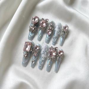 Kit <span class=keywords><strong>de</strong></span> Uñas Postizas Extra Largas Stiletto con Adornos 3D para Gala, Uñas Artificiales Hechas a Mano <span class=keywords><strong>de</strong></span> Lujo, Venta al Por Mayor - Product Image 4
