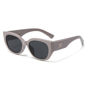 Gafas de sol tipo ojo de gato, lentes degradadas con montura completa, protección UV400, protección solar a la moda para mujer, protección solar para adultos - Product Image 3