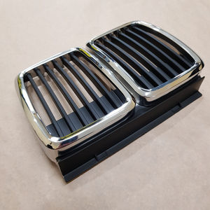 Pour BMW E30 Calandre Avant Chrome /Noir Mat /Trois Couleurs - Product Image 5
