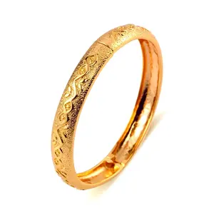 Moda jóias personalizadas Indian Wedding clássico brass bangle 22k banhado a ouro gravura Gravação largura manguito pulseira mulheres pulseira