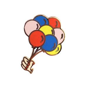 Bella Metallo Palloncini Mazzo Pin Personalizzato Smalto Duro Carino Palloncini Lapel Pin Badge - Product Image 1