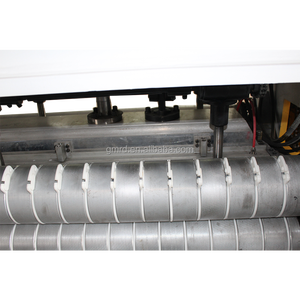 Nueva punzonadora de agujas con <span class=keywords><strong>pistola</strong></span> para alfombras de poliéster no tejido con motor y dispositivo de fabricación de alfombras PLCefficient - Product Image 5