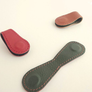 Creative custom leather <b>bookmarks</b>, versatile bag pocket holders, simple and stylish leather cord winders. - Product Image 4