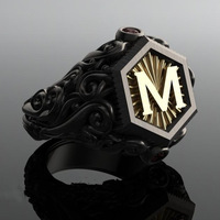Legierung zweifarbigen Buchstaben M personal isierte gravierte Muster Ring Schmuck Mode kreativen Ring
