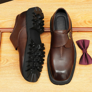 Zapatos de cuero de alta gama para hombre, formales, casuales y a la moda. - Product Image 1