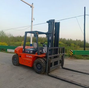 Carretilla elevadora diesel usada HELI <span class=keywords><strong>CPCD60</strong></span> de 6 toneladas con neumático doble delantero para la entrega de material al aire libre - Product Image 2