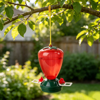 Vente en gros de mangeoires à eau liquide pour oiseaux sauvages, durables, écologiques, en plastique rouge et transparent, à suspendre à l'extérieur