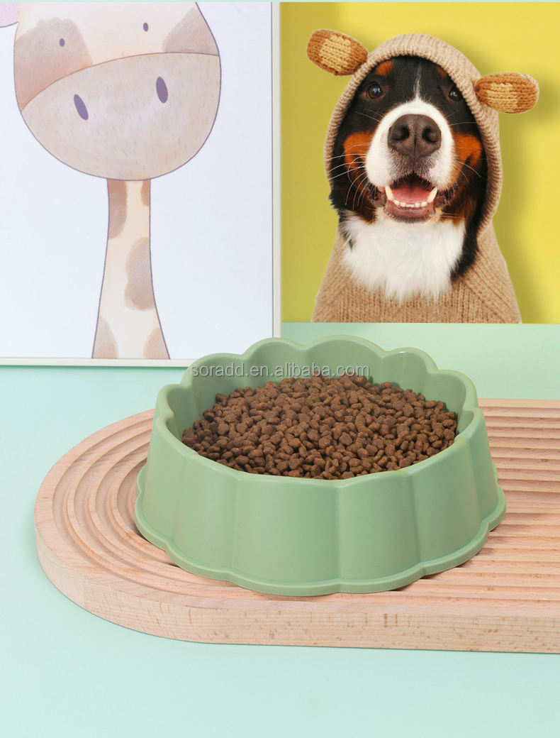 สีเขียวอ่อน