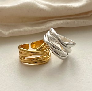 Anello Aperto Irregolare Intrecciato a Croce per Donna, in Rame Elettroplaccato, Minimalista, Impilabile, Gioiello alla Moda INS, Regalo - Product Image 1