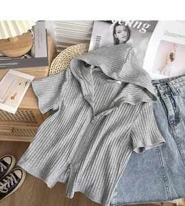 T-shirt 2024 con cappuccio a maniche corte da <span class=keywords><strong>donna</strong></span> nuova estate Slim Fit All-match Top corto a <span class=keywords><strong>mezza</strong></span> <span class=keywords><strong>manica</strong></span> Chic dimagrante - Product Image 4