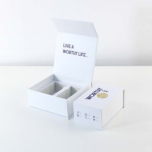 Wholesale Bulk Ready Dispatch Collapsible Plain <b>White</b> Gift <b>Box</b> Packaging With Magnetic Lid - Product Image 5
