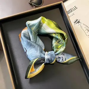 Estate sciarpa di seta retrò piccola sciarpa quadrata femminile seta pittura a olio erba van Gogh primavera e autunno cervicale