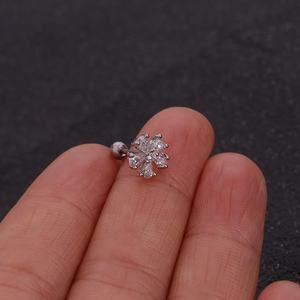 Venta al por mayor de <span class=keywords><strong>moda</strong></span> de acero inoxidable pendiente Piercing joyería 20G circón flor oreja Stud Tragus cartílago hélice estrella hoja perla - Product Image 4