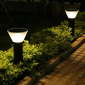 Solar Garden Lights para Lawn Pátio Yard Walkway Solar Garden Lamp Lights Outdoor decorativa Spike Pillar Pole Lights