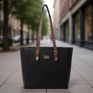 Borsa tote nera da donna Fana Adelle M3713 in microfibra e pelle sintetica per uso quotidiano - Product Image 2