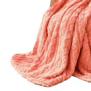 ผ้าห่มขนแกะถักลายผ้าโพลีเอสเตอร์100% นุ่มพิเศษสำหรับใช้ในบ้านในฤดูหนาว - Product Image 4