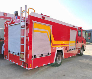 <span class=keywords><strong>Camion</strong></span> de pompiers japonais ISUZU EURO4-6 120 ch 3 m³ 3000 litres, <span class=keywords><strong>camion</strong></span> de pompiers à réservoir d'eau, <span class=keywords><strong>camion</strong></span> de pompiers à pompe à incendie, vente chaude - Product Image 6