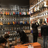 Guitare basse électrique HUASHENG de haute qualité à 4 cordes en acier avec manche en érable et corps en tilleul, OEM disponible