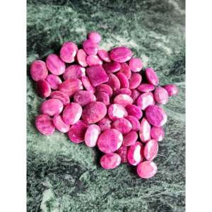 Rubíes facetados sueltos: Revelando la majestuosidad de la pasión y la elegancia. Lote de 57 unidades. - Product Image 1
