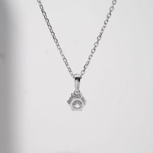 Collar Clásico de Diamante Solitario para Novia, Plata de Ley S925, 1.0ct 6.5mm, Seis Puntas, En Stock, Joyería Fina para Bodas y Fiestas - Product Image 6