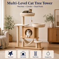 Arbre à chat multi-niveaux avec poteaux à gratter, perchoirs et espaces de repos pour grimper, se reposer et jouer en intérieur quotidiennement