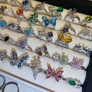 Großhandel Günstiger Preis Hochwertige Bulk Mixed Zircon Ringe Luxus schmuck Damen Edelstein Ring