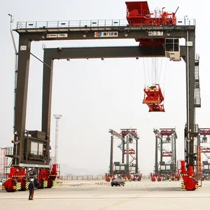 चीन 35 टन आरटीजी क्रेन रबर टायर कंटेनर गैन्ट्री क्रेन 45 टन स्ट्रैडल कैरियर कीमत
