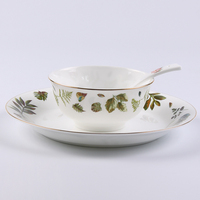 Vaisselle en porcelaine de qualité supérieure, Collection de motifs de feuilles, porcelaine, 45 pièces, bordure dorée, ensemble de vaisselle avec emballage en boîte de couleur