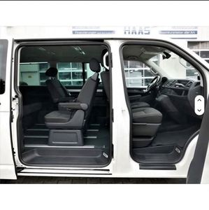 Véhicules d'<span class=keywords><strong>occasion</strong></span> bien entretenus à vendre - Volkswagen T6 Multivan <span class=keywords><strong>Van</strong></span> / Minibus - Product Image 4