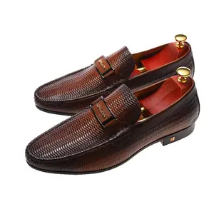 Sapato masculino de couro legítimo estilo italiano, sapato formal masculino de escritório, couro genuíno, novo, 2021