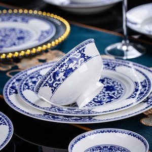 Vaisselle en porcelaine de Jingdezhen, ensemble de bols et d'assiettes de couleur bleu et blanc, assiettes de dîner pour la maison, bols chinois et cadeaux - Product Image 4