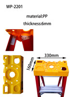Échelle pliante industrielle bilatérale en PRV à chevrons avec plateau porte-outils et roues, échelle électrique isolée