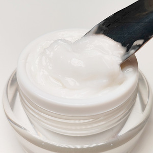 Crème nettoyante rafraîchissante à la menthe poivrée semi-finie en gros, 1 kg, 5 kg, base de crème nettoyante, équilibre de l'huile, soin après-soleil, OEM, <span class=keywords><strong>confort</strong></span> de la peau - Product Image 3