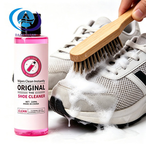 DAAN Solution de lavage pour baskets roses 220ml, efficace pour éliminer les taches, pour chaussures en mesh - Product Image 1