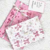 Kertas Pembungkus Bunga Mawar Hadiah Hari Valentine, Kertas Tisu Anti Minyak Ramah Lingkungan Anti Kusut Motif Hati, Pembungkus Pakaian Custom