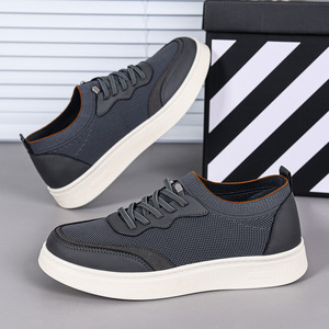 Zapatillas deportivas pegadas para hombre, de alta gama, estilo primavera, ligeras, transpirables, informales, cómodas y versátiles. - Product Image 4