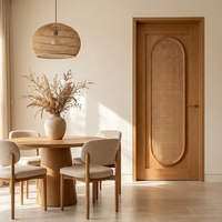 Portes en bois composite sur mesure en gros direct usine pour maison, porte intérieure en rotin cintrée avec placage en bois naturel pour la maison