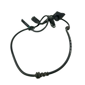 Prix de gros Automotoive Noir Couleur ABS Capteur de vitesse de roue avant droit 2059058103 pour Mercedes Benz W205 C205 C300 C350E - Product Image 3