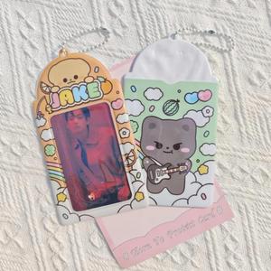 High Quality 3 Inch PVC Kpop Star Photo Card Holder with Keychain Protective Photo Card Frame - Product Image 2