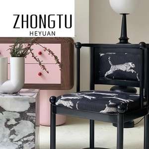 เฟอร์นิเจอร์ห้องนั่งเล่นสไตล์โมเดิร์นเรโทรแบบฝรั่งเศส สีดำหรูหรา เก้าอี้ทานอาหารลายเสือดาวสำหรับห้องโถงโรงแรม ทำจากไม้เนื้อแข็ง - Product Image 3