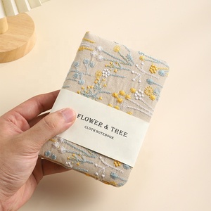 Cuaderno de Tapa Dura de Tela de Lino con Bordado Vintage de <span class=keywords><strong>Flores</strong></span> y Árboles para Estudiantes, Grueso, Tamaño A6, Papelería Personalizable - Product Image 5